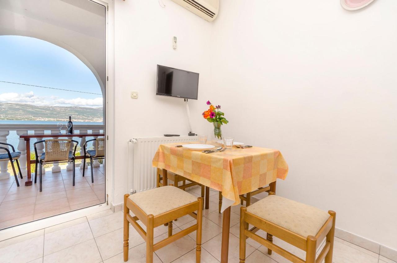 Apartments Tomislav Trogir Ngoại thất bức ảnh